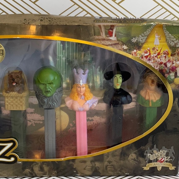PEZ The Wizard of Oz 60th Anniversary Collector’s Series Memorabilia - Picture 5 of 12